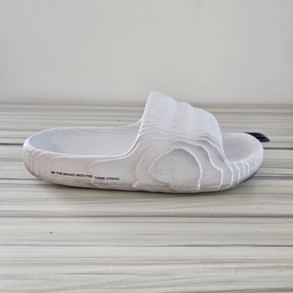 Adidas Originals Adilette 22 Men's Slide Sandals White Size 5 - Picture 2 of 9